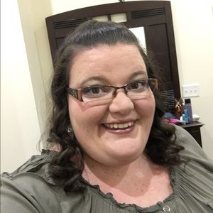 Meet your Posher, Ashlee